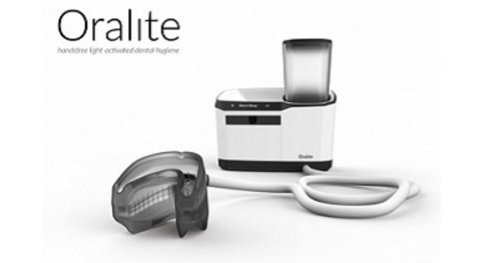 Hands-free mondhygiëne apparaat: de ORALITE
