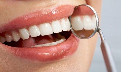 Council of European Dentists vraagt aandacht bij Europees parlement: vergeet de mond niet