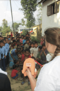 Student mondzorgkunde naar Lombok voor poetslessen 