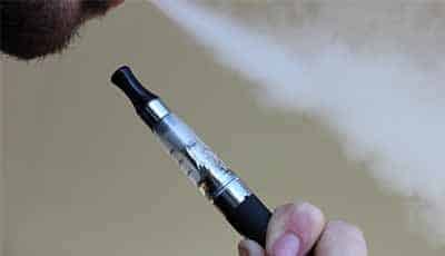 Jongvolwassenen roken en vapen